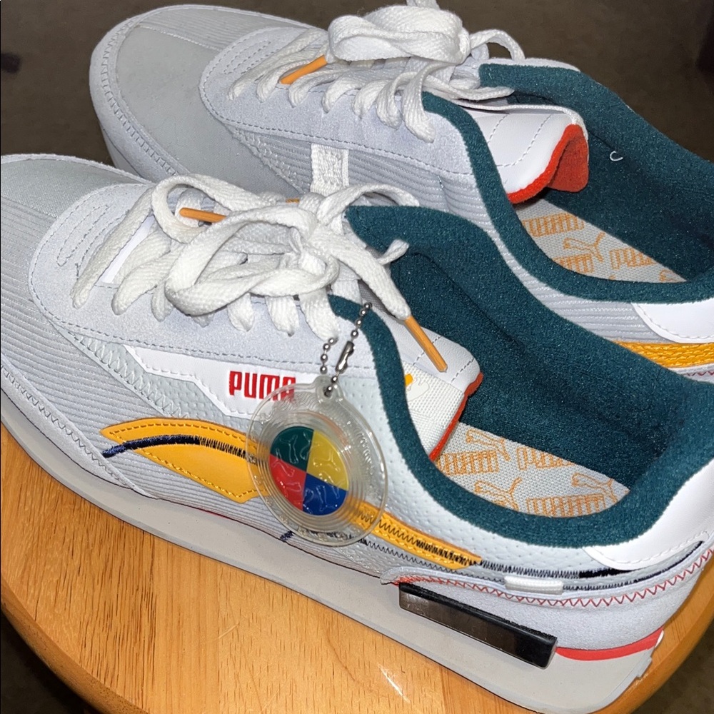 Puma Mens White and Yellow Sneakers with Teal Accents